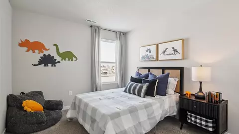 Bedroom - 2318 Butler Dr, Adel, IA 50003 photo 5 of 6