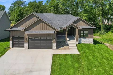 5312 173rd St, Waukee, IA 50263