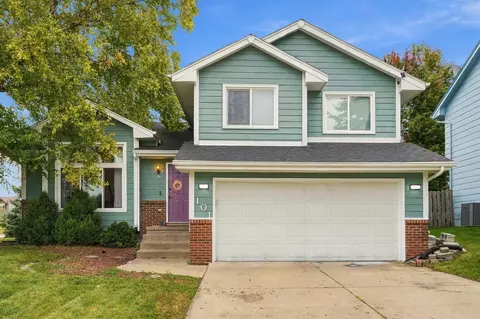 101 SW Countrywood Ln, Ankeny, IA 50023