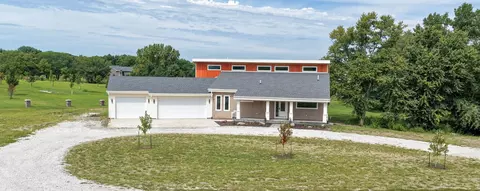 7879 Polk Trl, Indianola, IA 50125