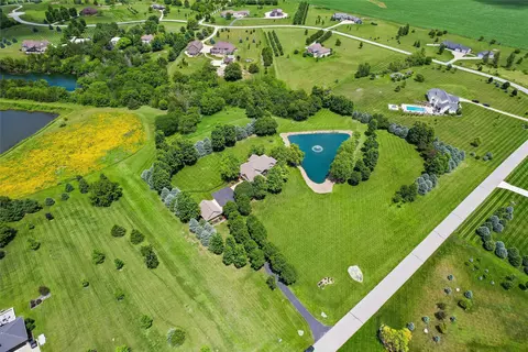 29139 Woodland Hills Dr, Dallas Center, IA 50063