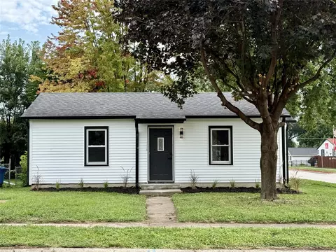 3001 Cleveland Ave, Des Moines, IA 50317