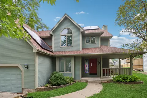467 Edgewood Ln, Pleasant Hill, IA 50327