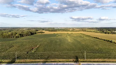 Maple Ridge, Adel, IA 50003 photo 4