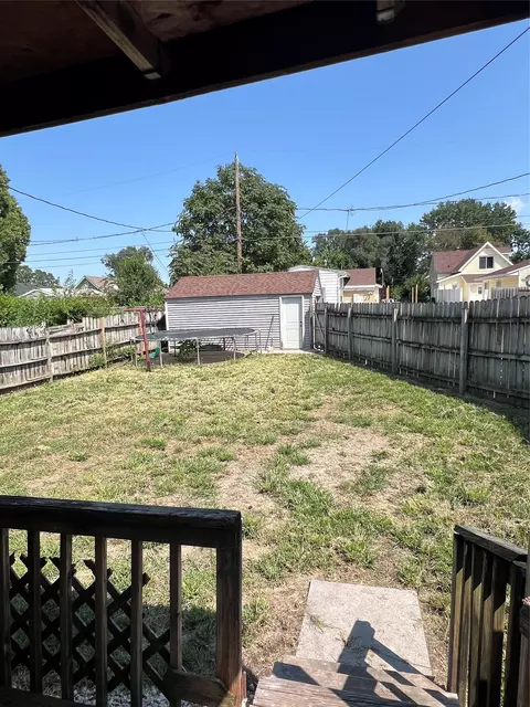 Exterior - 3221 E 7th St, Des Moines, IA 50316 photo 2 of 3