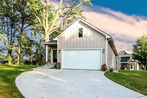 115 S M St, Oskaloosa, IA 52577