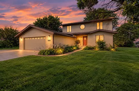 1008 Pleasant St SE, Bondurant, IA 50035