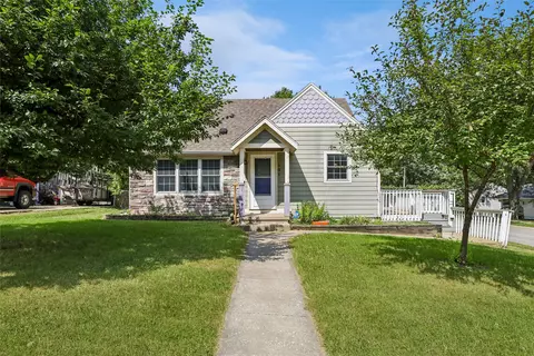 101 Bell Ave, Des Moines, IA 50315