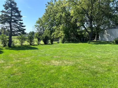 Exterior - 1909 Pine St, Perry, IA 50220 photo 8 of 8
