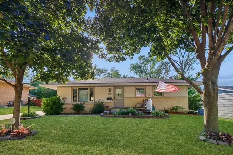 226 NW Sharmin Dr, Ankeny, IA 50023