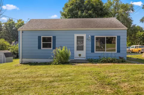 401 Hart Ave, Des Moines, IA 50315