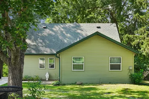 1423 110th Pl, Knoxville, IA 50138
