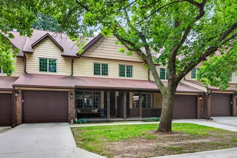 6001 Creston Ave #11, Des Moines, IA 50321