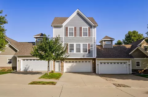 15315 Townsend Ave, Urbandale, IA 50323