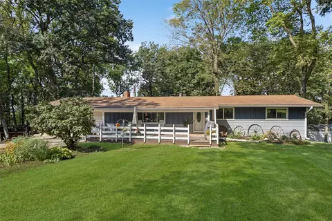 11647 Lucas Pl, Indianola, IA 50125