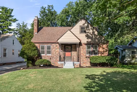 2018 36th St, Des Moines, IA 50310