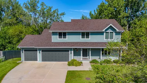829 SE Laurie Ln, Ankeny, IA 50021