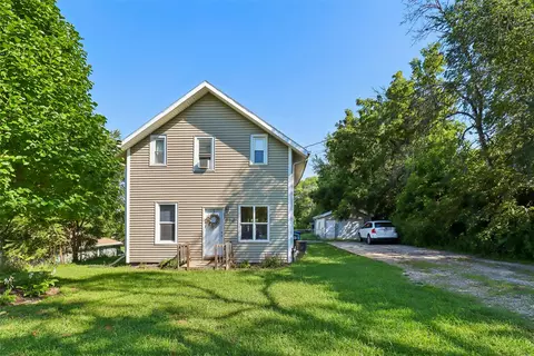 122 E Porter Ave, Des Moines, IA 50315