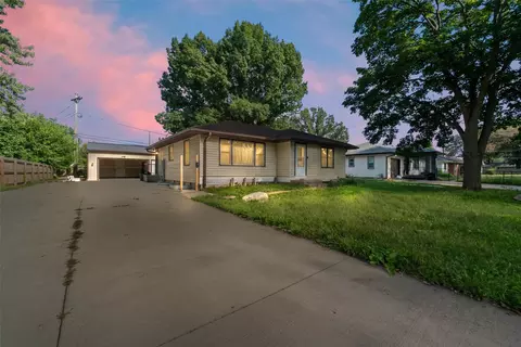 113 NW Scott St, Ankeny, IA 50023