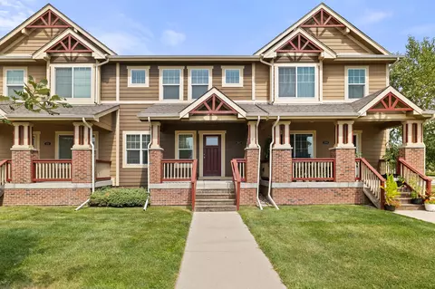 207 SW Heritage Ln, Ankeny, IA 50023
