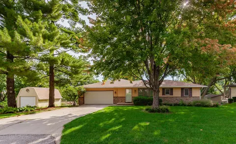 4015 SE 12th St, Des Moines, IA 50315