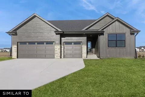 541 34th St SE, Altoona, IA 50009