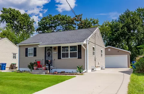 2003 60th St, Des Moines, IA 50322