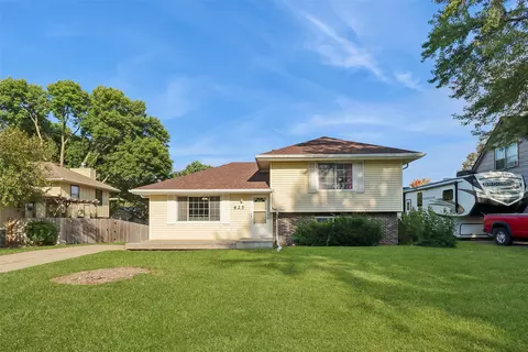 625 22nd Ave SW, Altoona, IA 50009