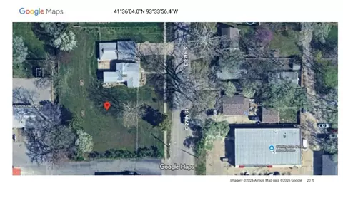 1212 E 27th St, Des Moines, IA 50317