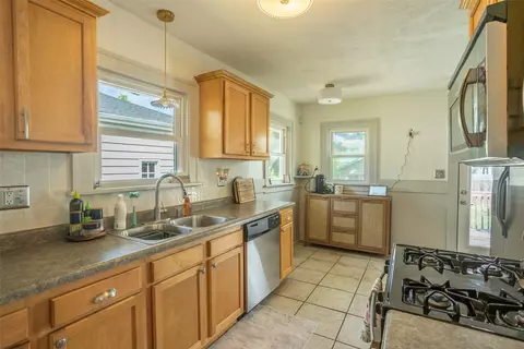 Kitchen - 2207 40th St, Des Moines, IA 50310 photo 1 of 3