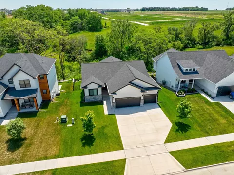 1010 Harrington Way, Waukee, IA 50263