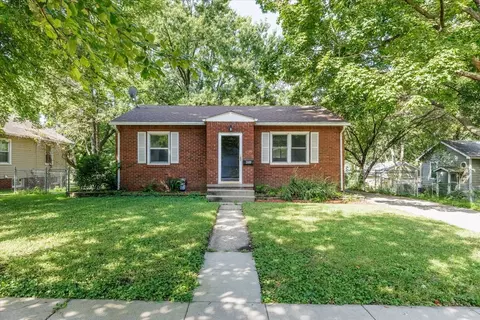 2600 61st St, Des Moines, IA 50322