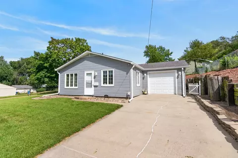 3503 SW 2nd St, Des Moines, IA 50315