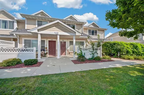 8601 Westown Pkwy #10106, West Des Moines, IA 50266