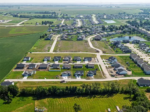 2408 Chestnut St, Granger, IA 50109