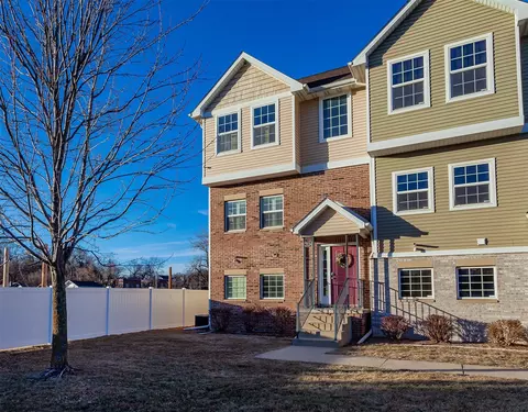 2134 High St, Des Moines, IA 50312