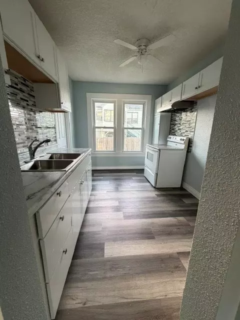 Kitchen - 1423 3rd St, Perry, IA 50220 photo 1 of 1
