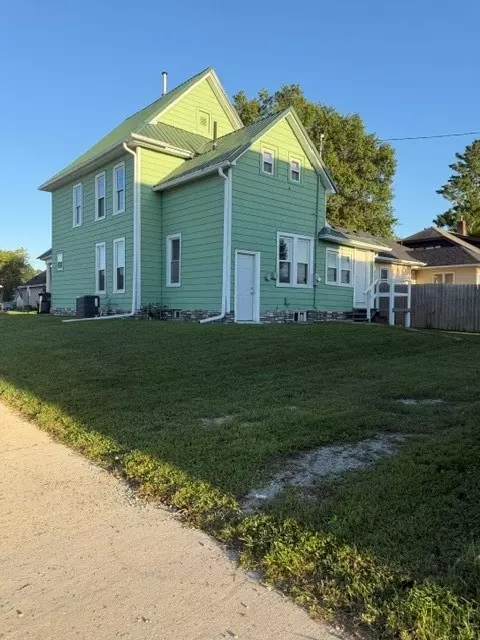 Other - 1423 3rd St, Perry, IA 50220 photo 2 of 7