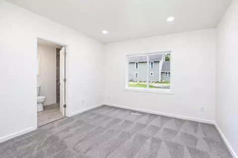 Bedroom - 1620 6th St, Perry, IA 50220 photo 1 of 7
