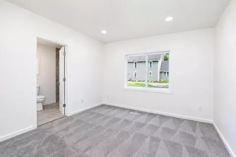Bedroom - 1620 6th St, Perry, IA 50220 photo 1 of 7
