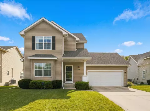 4217 E 48th St, Des Moines, IA 50317