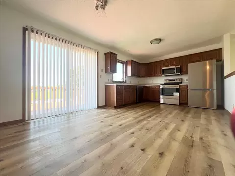 203 Jensen St, Gilbert, IA 50105 photo 4