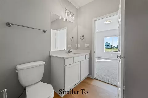 Entry Way - 1611 Stuart Ct, Stuart, IA 50250 photo 5 of 9