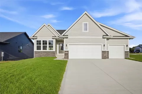 3121 NW Prescott Ct, Grimes, IA 50111