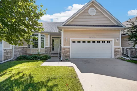 12202 Madison Ave, Urbandale, IA 50323