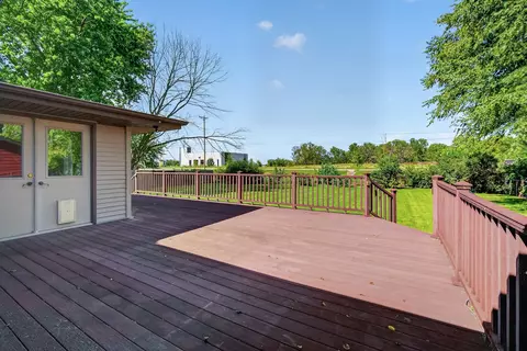 Exterior - 5017 Todd Dr, Ames, IA 50014 photo 2 of 11