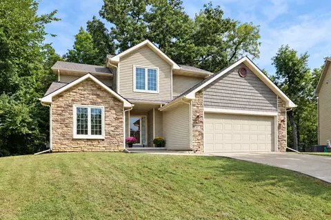2971 Twana Dr, Des Moines, IA 50310
