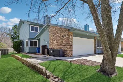 4551 50th St, Des Moines, IA 50310
