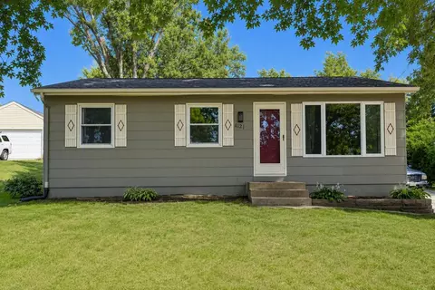 4121 SE 10th St, Des Moines, IA 50315