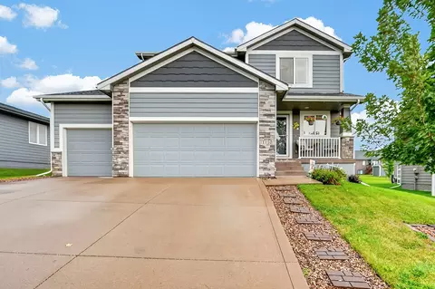 1110 Lynne Dr, Adel, IA 50003